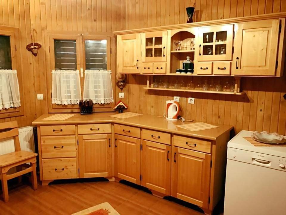 Casa De Vacanta Caciulata Zewnętrze zdjęcie